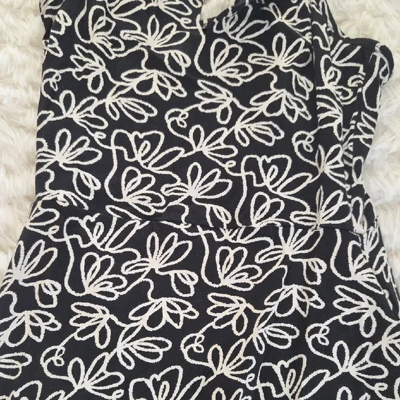 Pact Black and White Floral Midi Dress - Picture 9 of 9